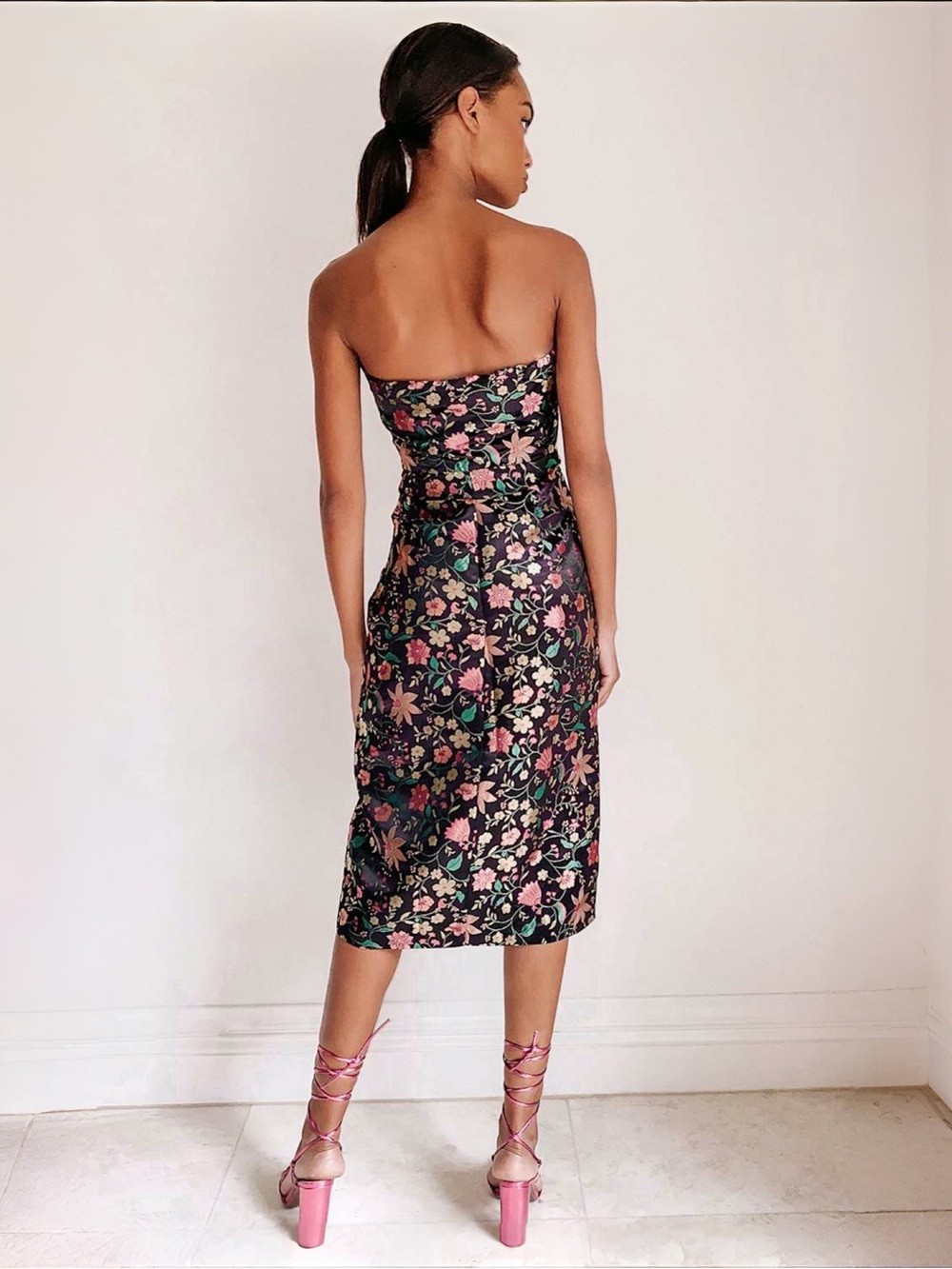Lulus Make a Move Black Satin Floral Jacquard Strapless Midi Dress NWT - Picture 2 of 9